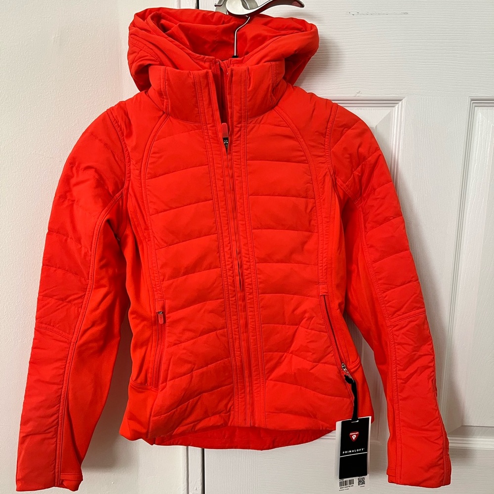 Lululemon Another Mile Jacket in Burnt Orange size 4 - brand new with tag